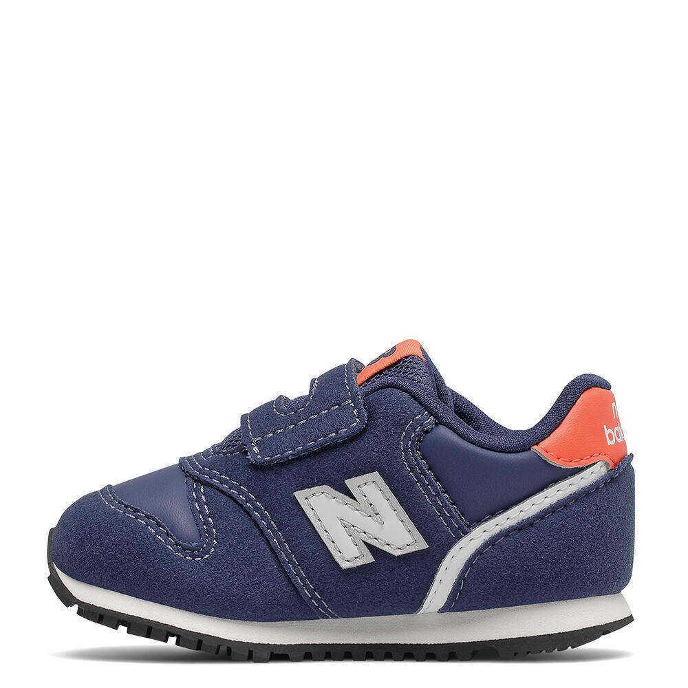 Salamander store new balance